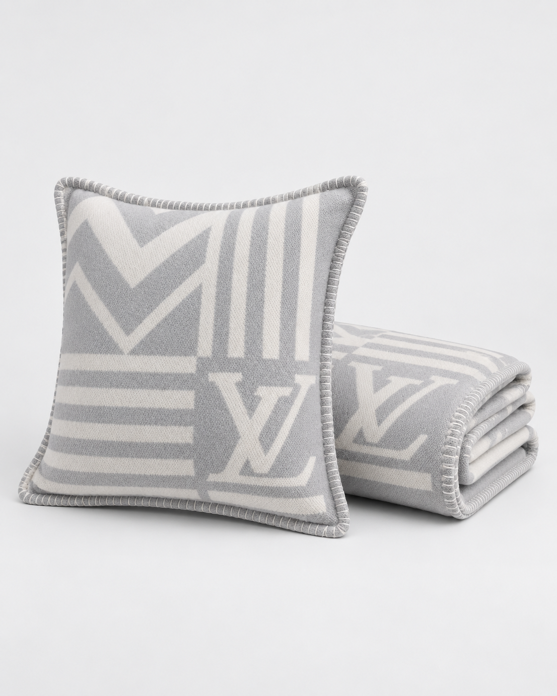 Louis Vuitton – Set Plaid e Cuscino